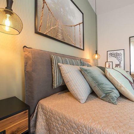 "Sunbow Olive"- Boutique Apartment In Dowtown أثينا المظهر الخارجي الصورة