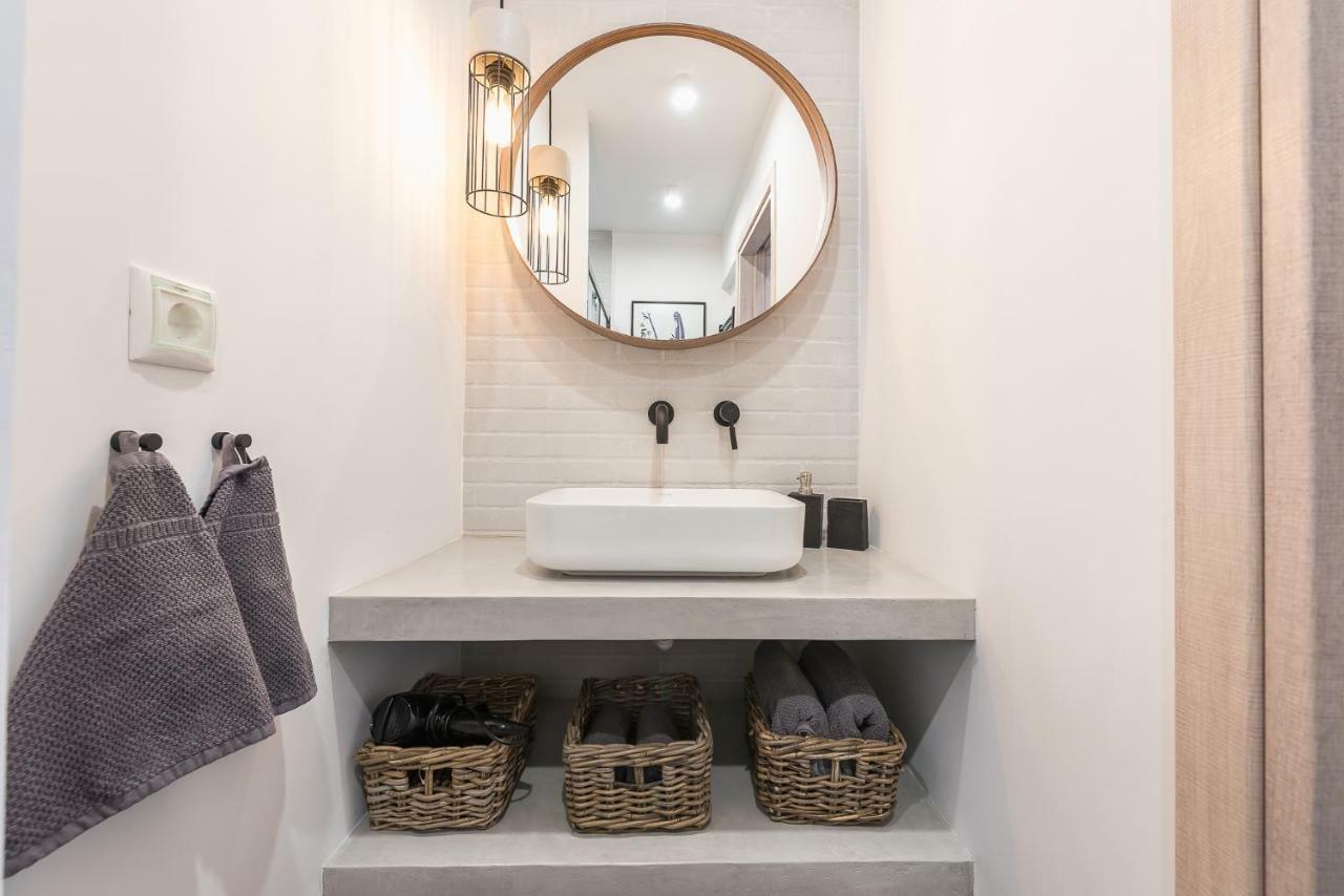 "Sunbow Olive"- Boutique Apartment In Dowtown أثينا المظهر الخارجي الصورة