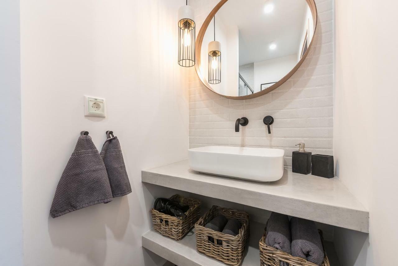 "Sunbow Olive"- Boutique Apartment In Dowtown أثينا المظهر الخارجي الصورة